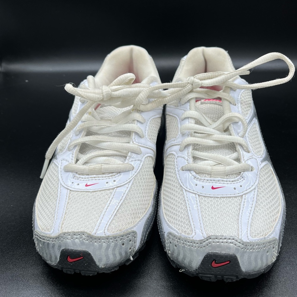 Womens Nike REAX Shoes Pre-owned Size 5